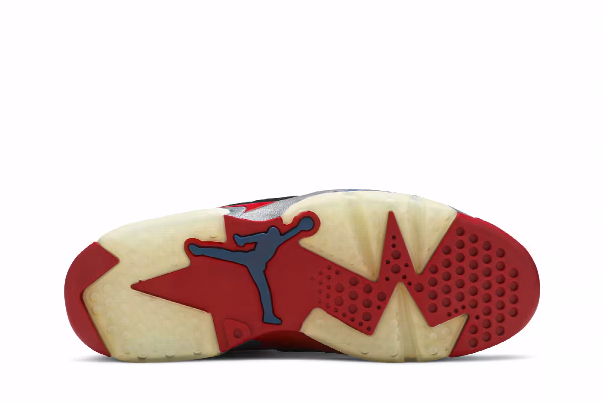 Air Jordan 6 Pistons, view 5