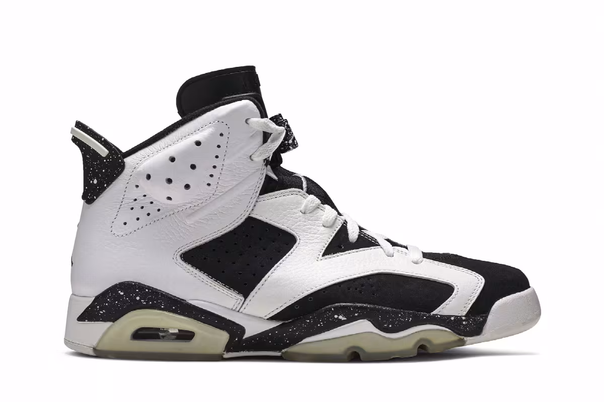 Air Jordan 6 Oreo, view 2