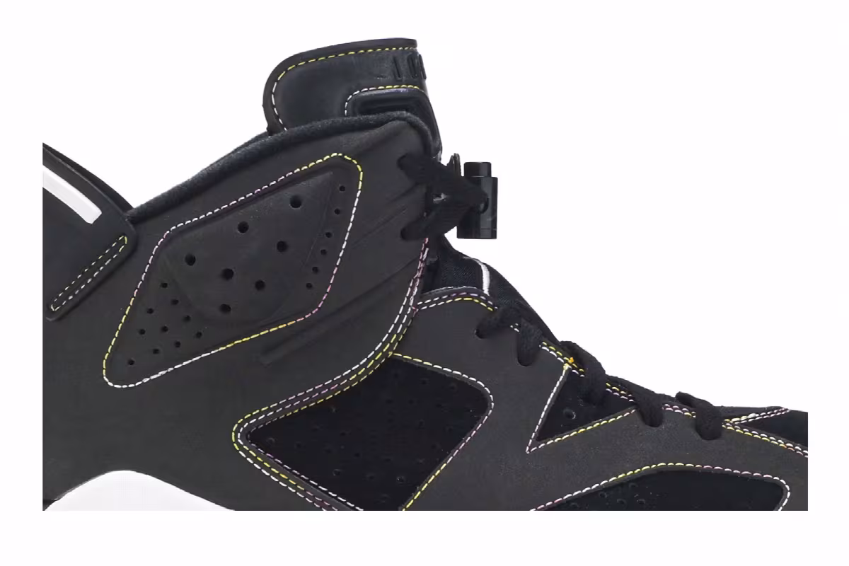 Air Jordan 6 Lakers, view 3