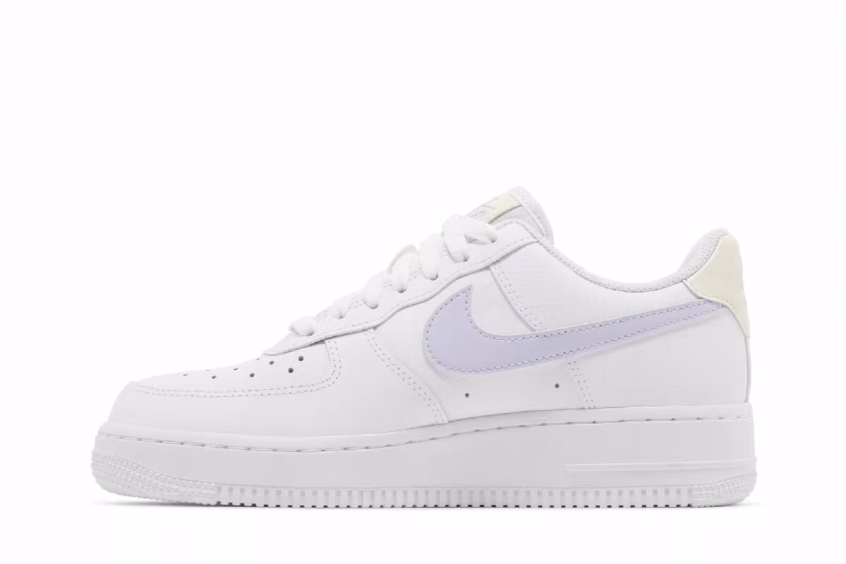 Nike Women's Air Force 1 Coconut Milk Oxygen Purple, view 4