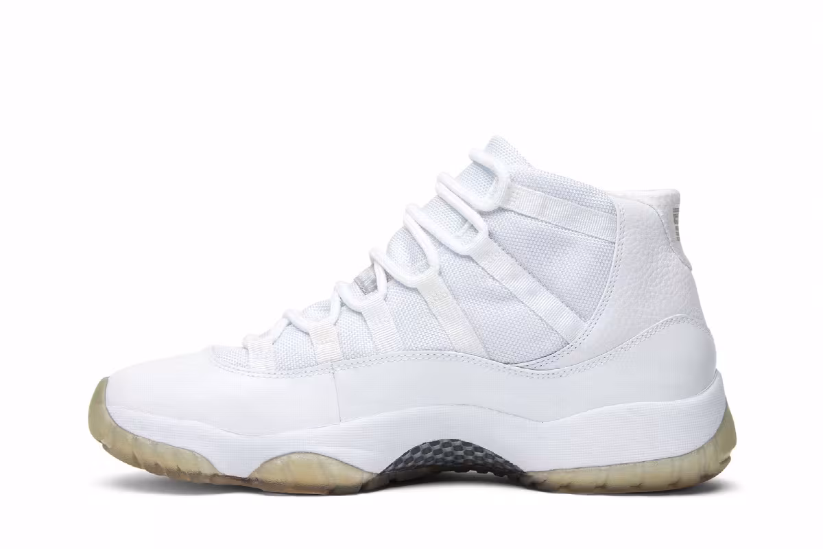 Air Jordan 11 Silver Anniversary, view 4