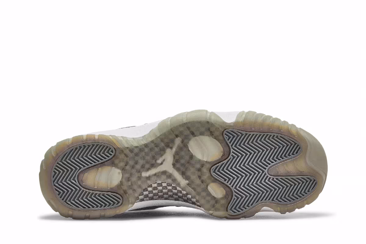 Air Jordan 11 Cool Grey 2010, view 5