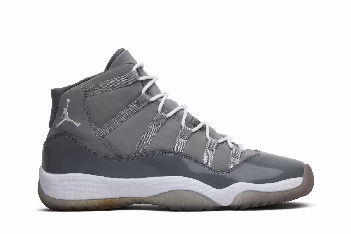 Air Jordan 11 GS Cool Grey 2010, view 2