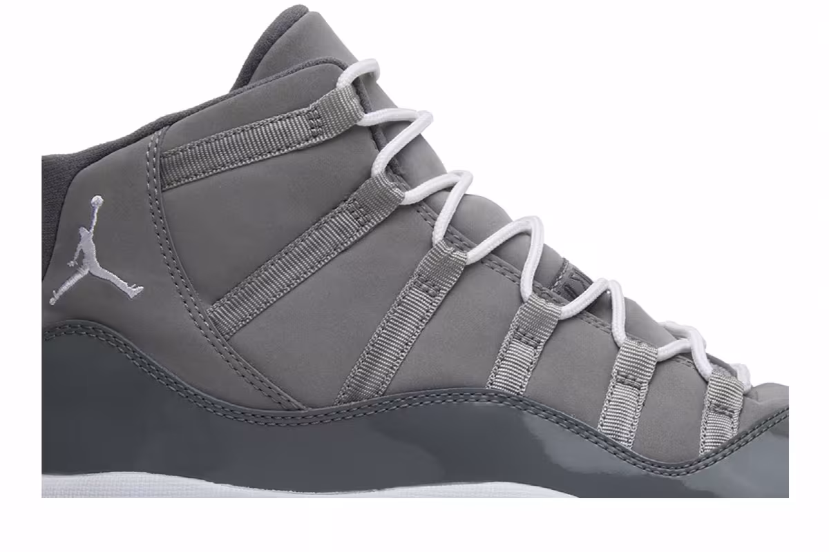Air Jordan 11 GS Cool Grey 2010, view 3