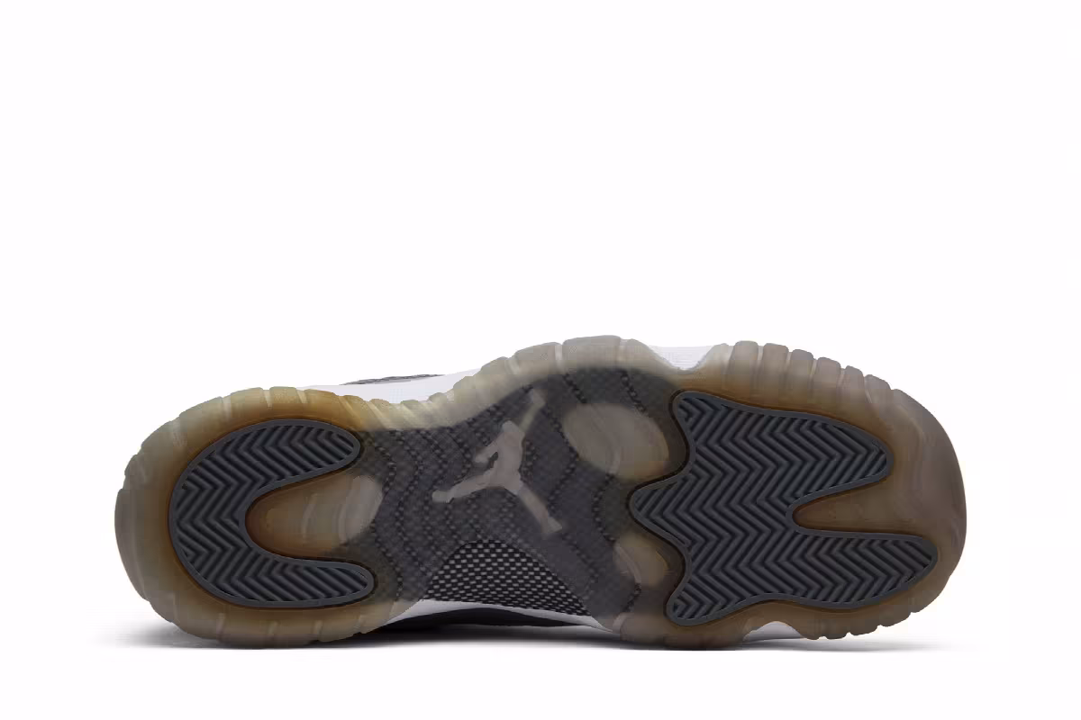 Air Jordan 11 GS Cool Grey 2010, view 5