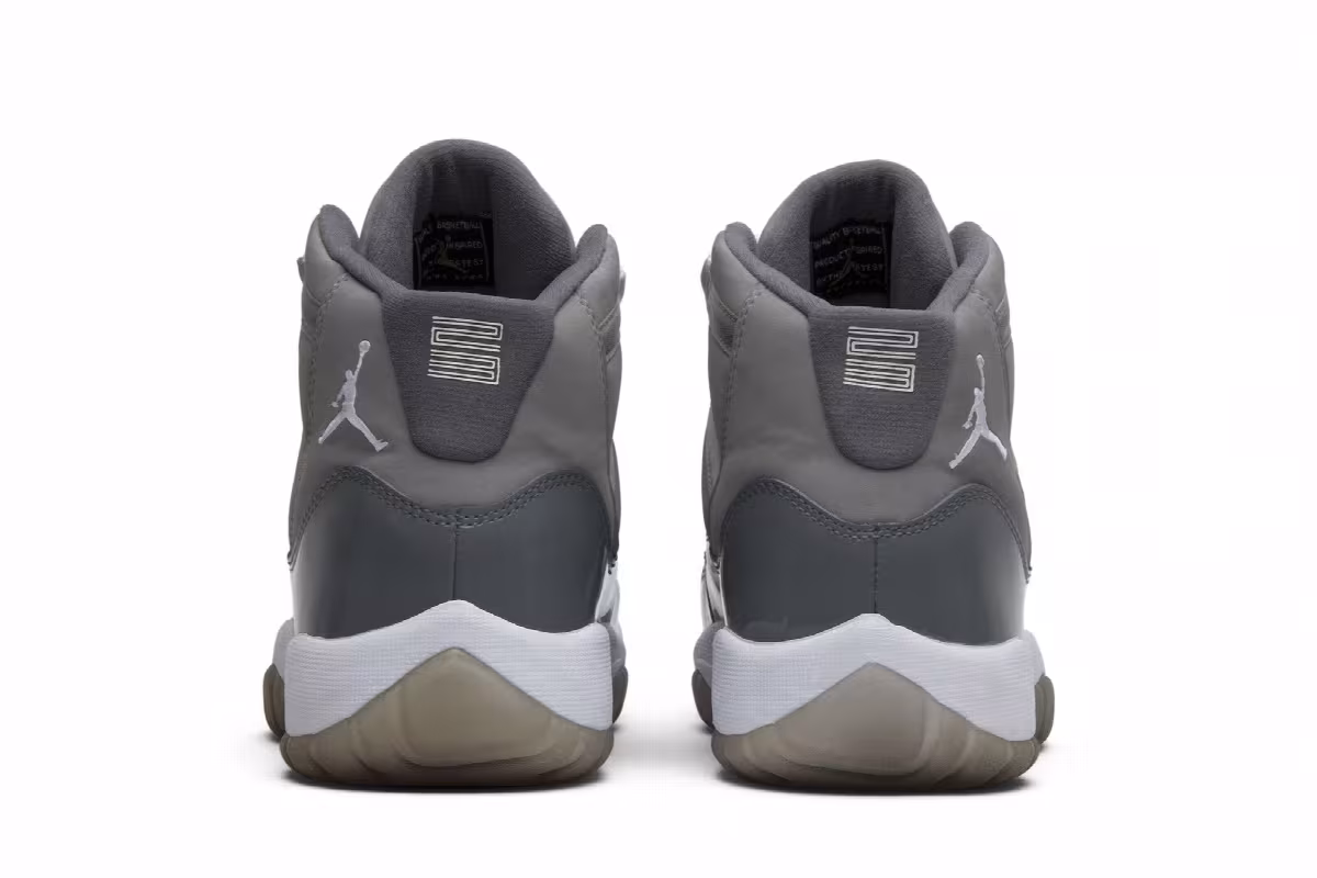 Air Jordan 11 GS Cool Grey 2010, view 7