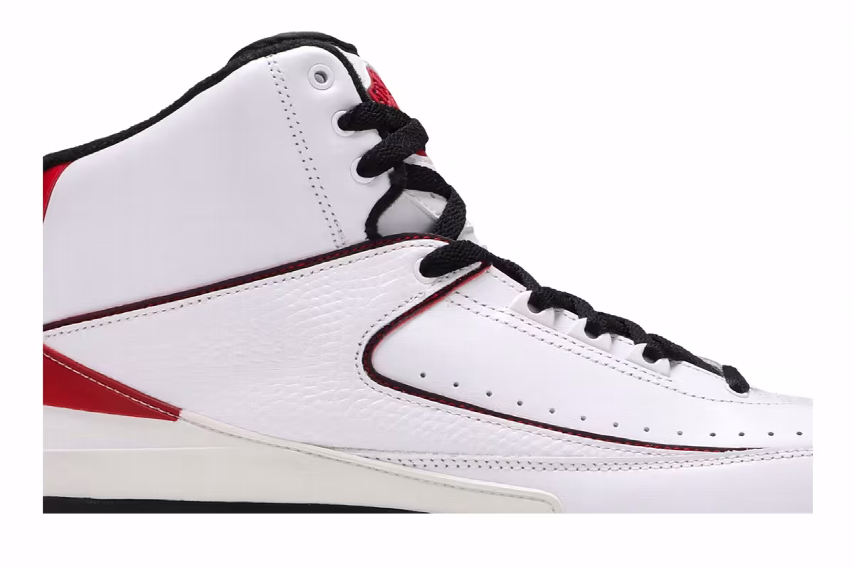 Air Jordan 2 QF Varsity Red 2010, view 3