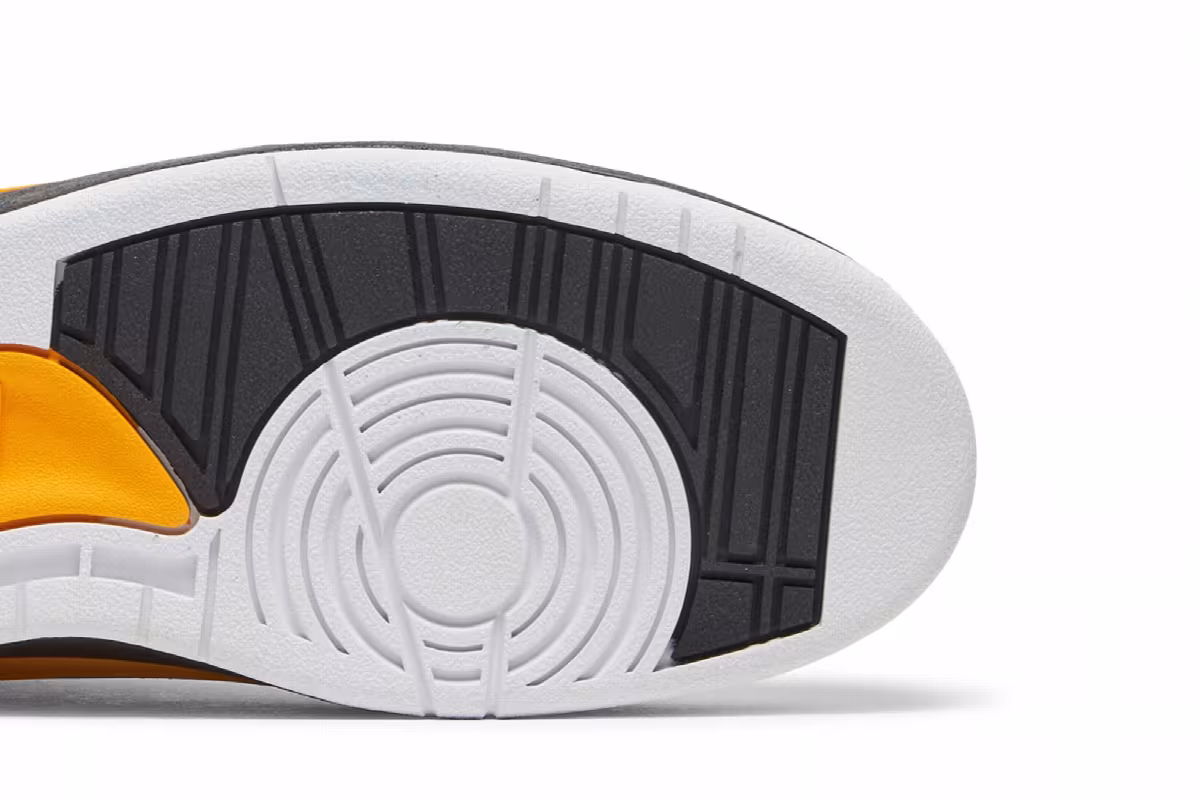Air Jordan 2 QF Candy Yellow, view 6