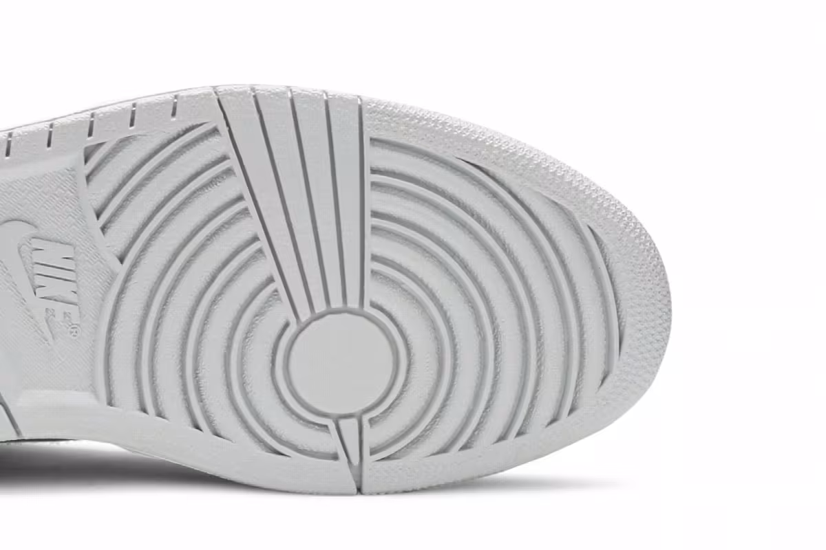 Air Jordan 1 Hi Silver 25th Anniversary, view 6