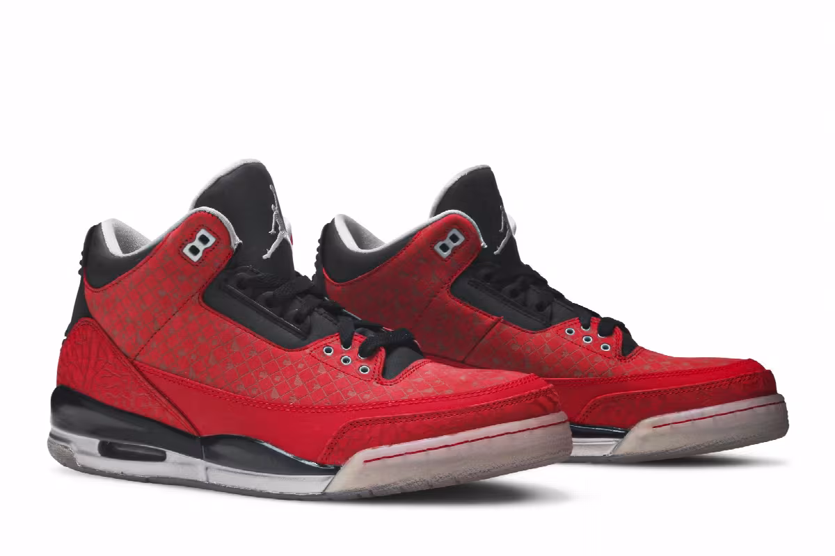 Air Jordan 3 Doernbecher 2010, view 9