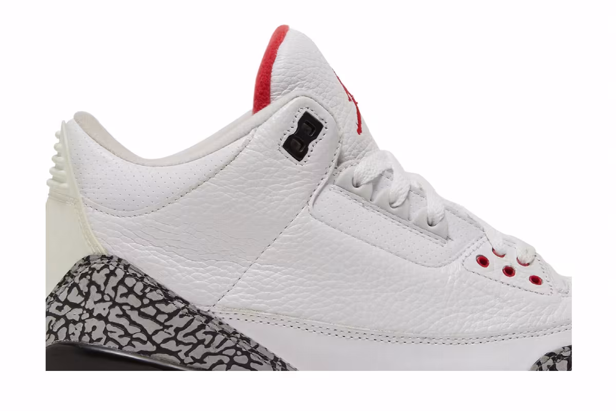 Air Jordan 3 White Cement 2011, view 3