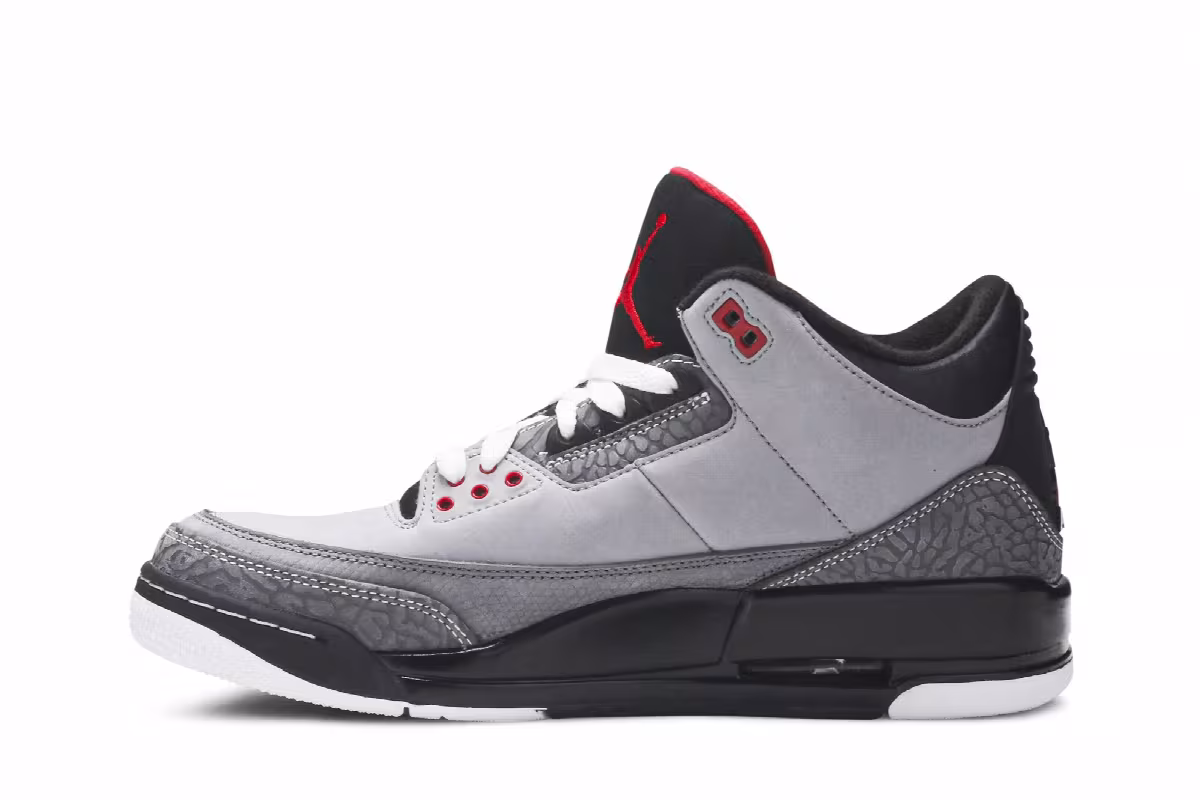 Air Jordan 3 Stealth, view 4