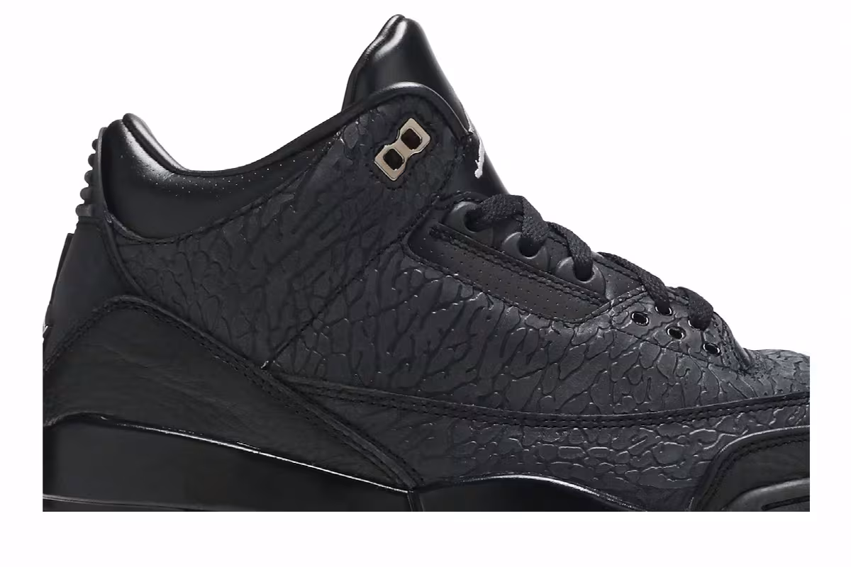 Air Jordan 3 Black Flip, view 3