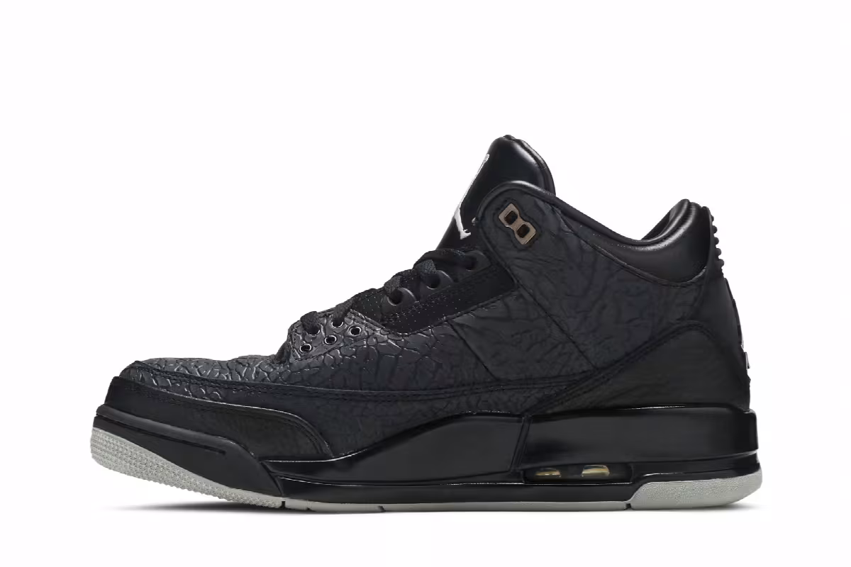 Air Jordan 3 Black Flip, view 4