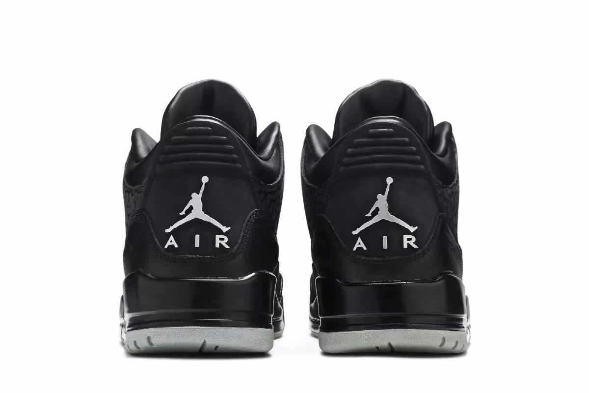 Air Jordan 3 Black Flip, view 7