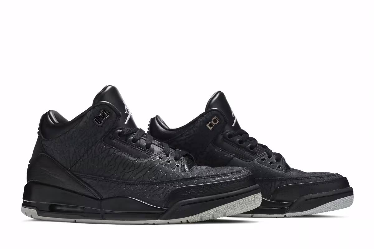 Air Jordan 3 Black Flip, view 9