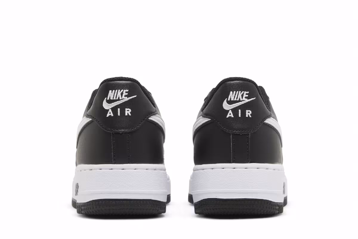 Nike Air Force 1 Panda, view 7