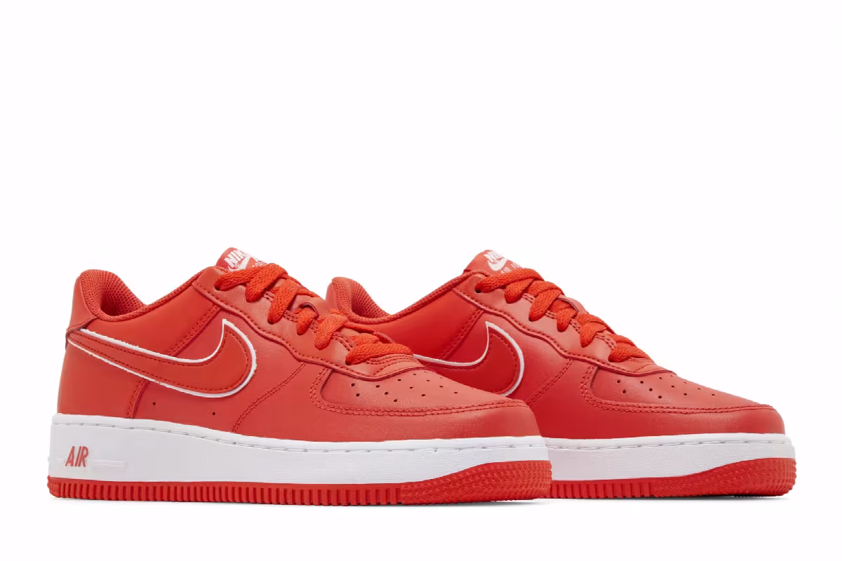 Nike Air Force 1 GS Picante Red, view 9