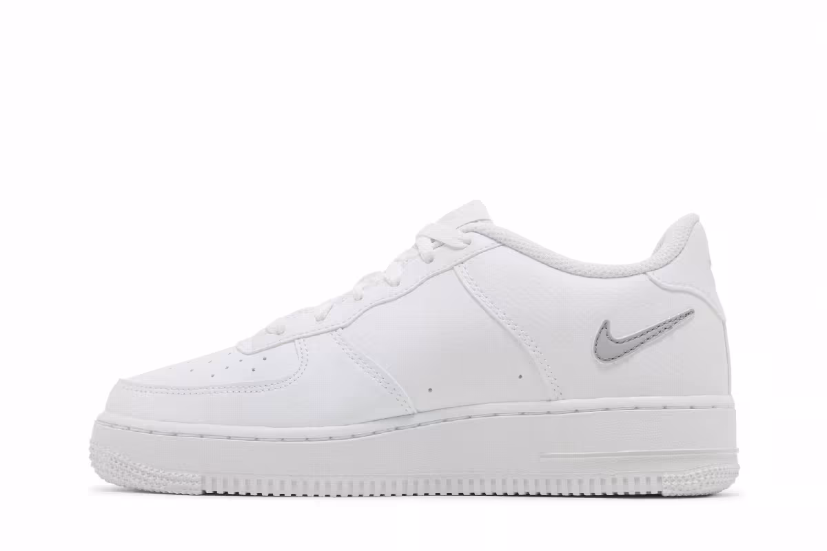 Nike Air Force 1 GS Cut Out Swoosh - White Photon Dust, view 4