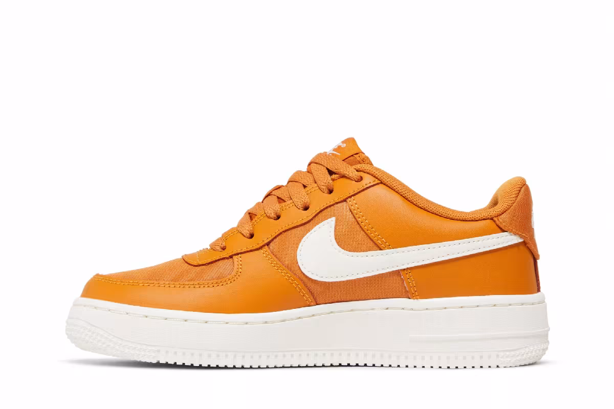 Nike Air Force 1 LV8 2 GS Monarch Canvas, view 4