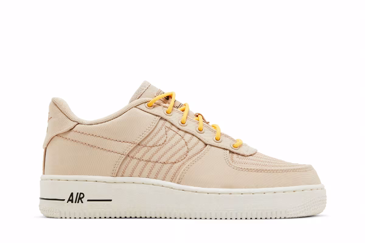 Nike Air Force 1 LV8 3 GS Sanddrift Citron Pulse, view 2