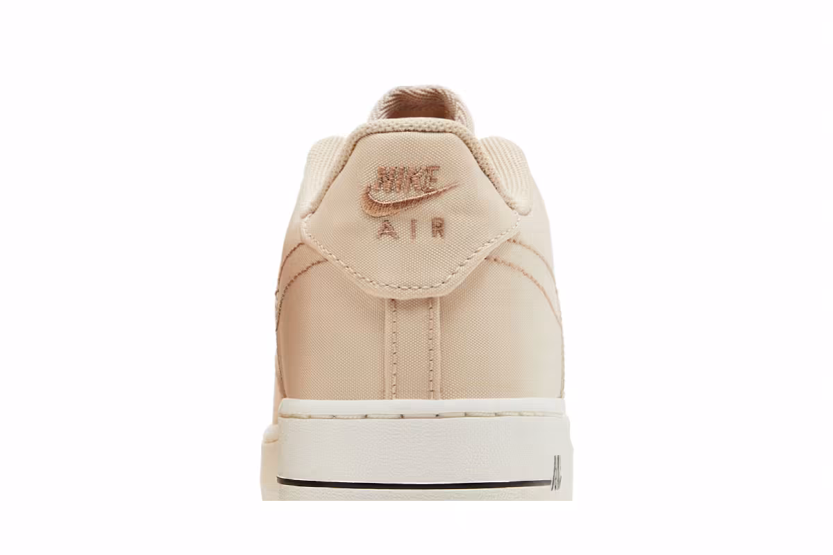 Nike Air Force 1 LV8 3 GS Sanddrift Citron Pulse, view 8