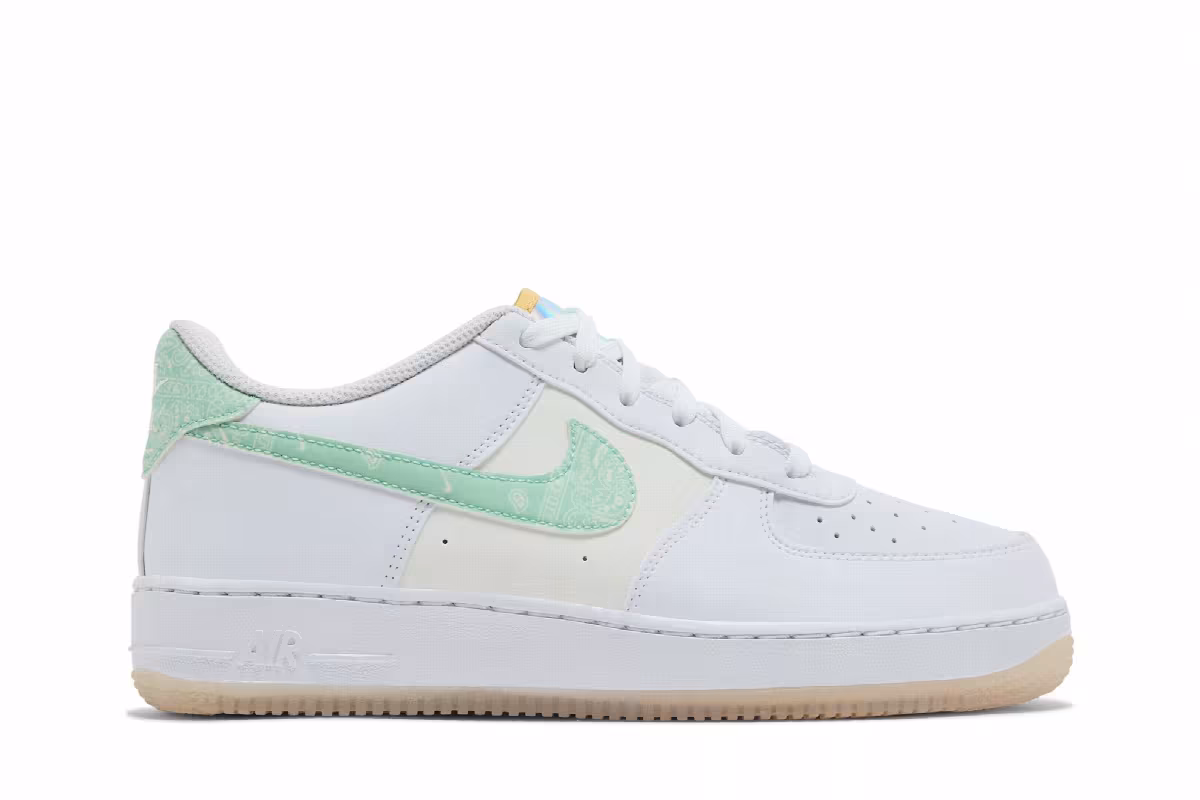 Nike Air Force 1 LV8 GS Pastel Paisley, view 2