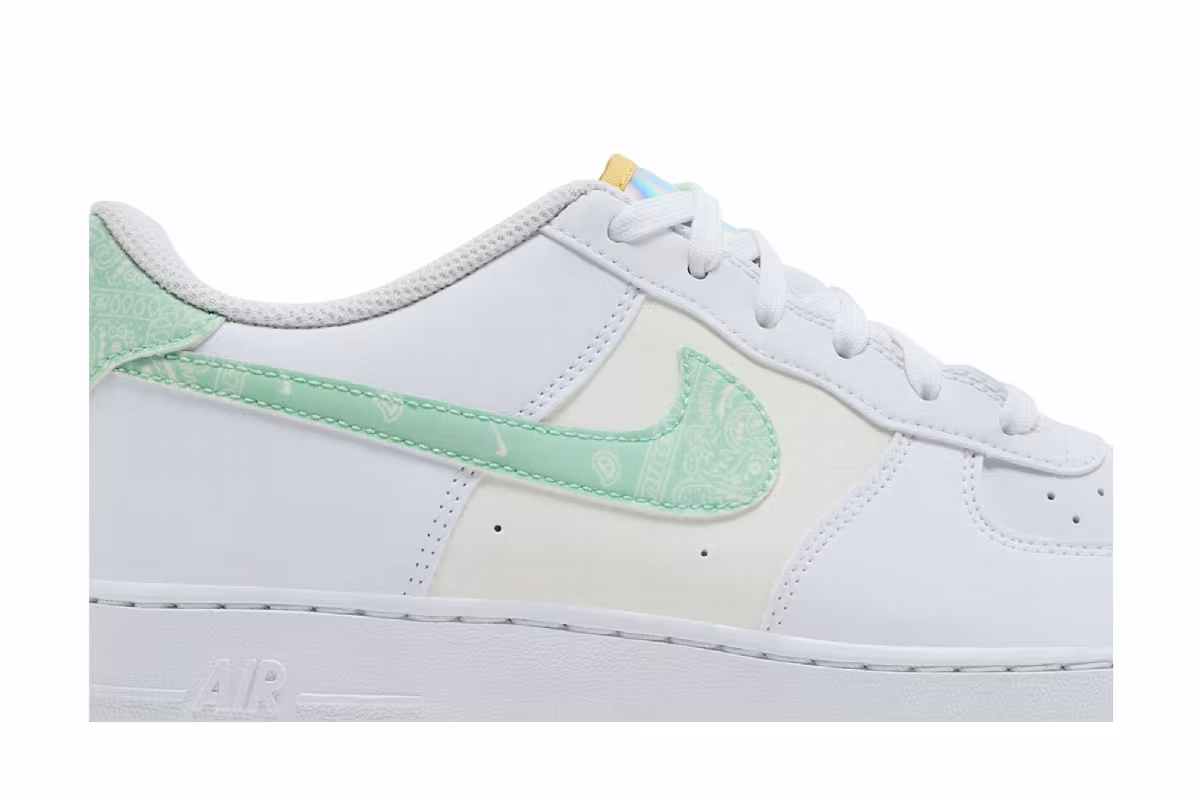 Nike Air Force 1 LV8 GS Pastel Paisley, view 3