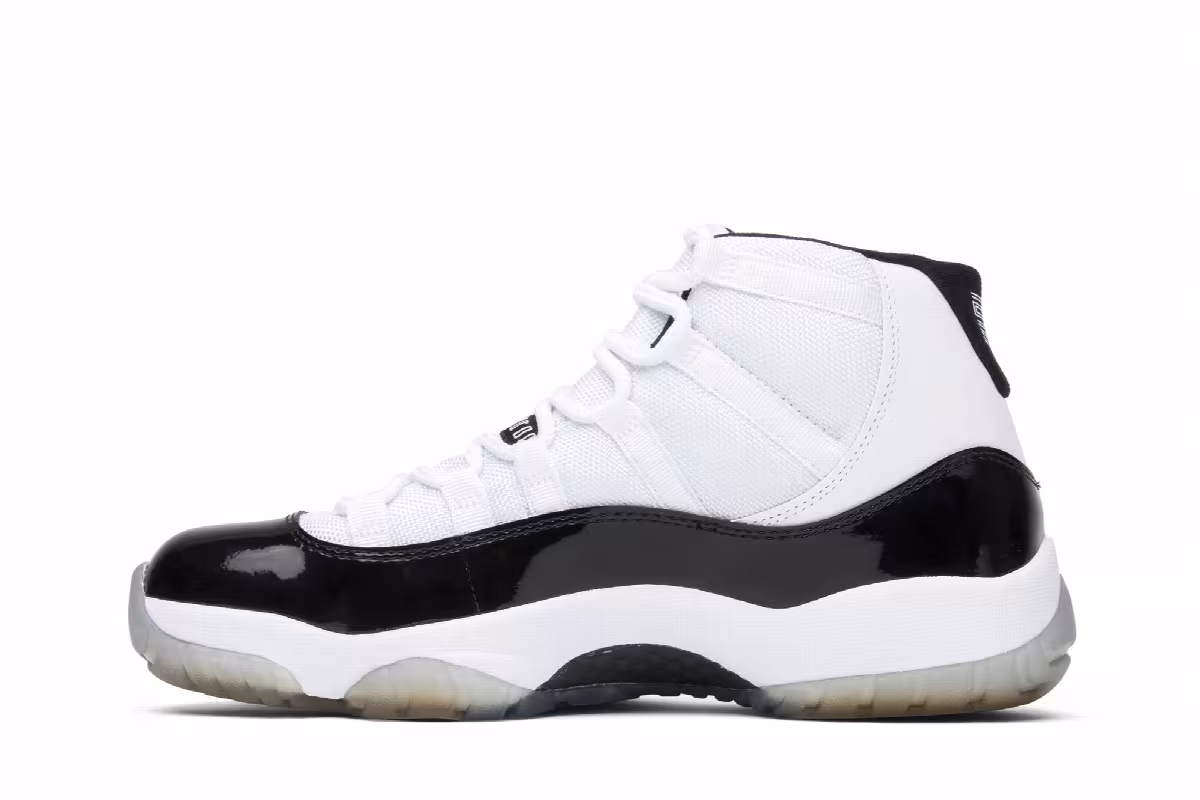 Air Jordan 11 Concord 2011, view 4
