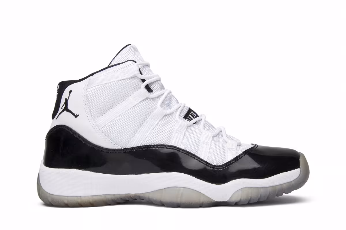 Air Jordan 11 GS Concord 2011, view 2