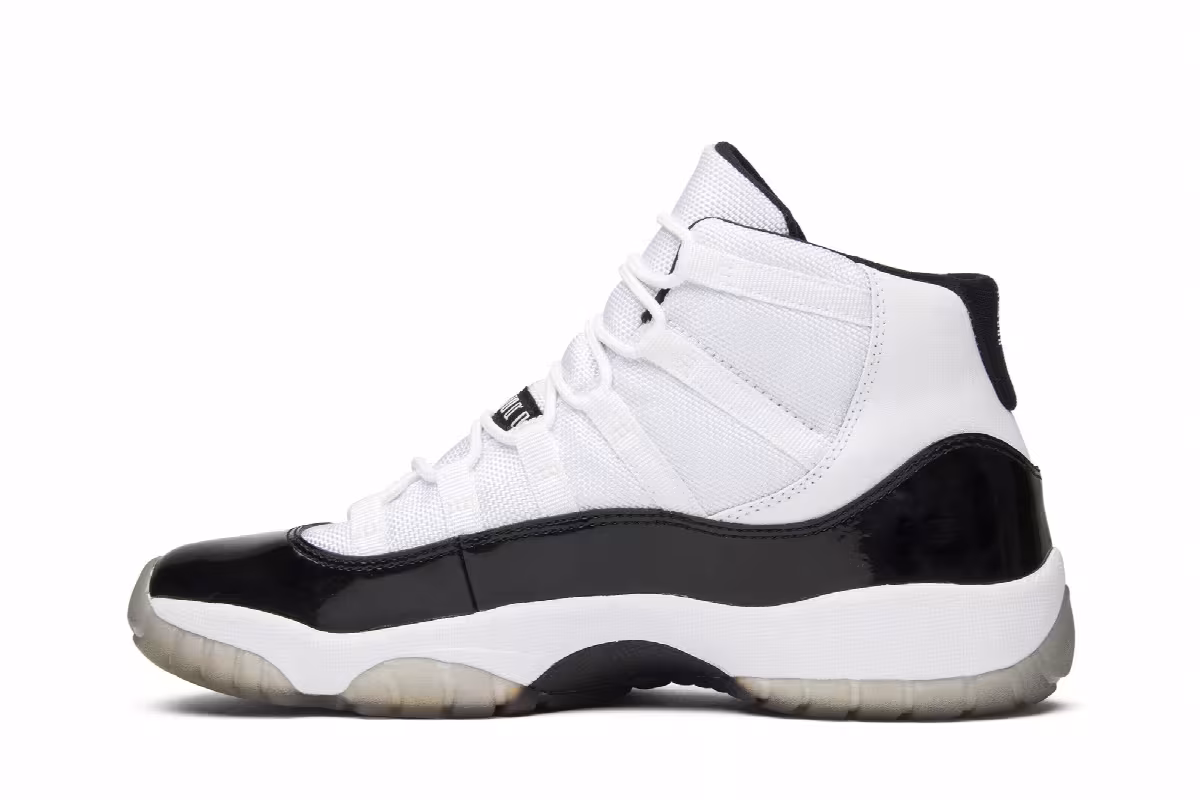 Air Jordan 11 GS Concord 2011, view 4