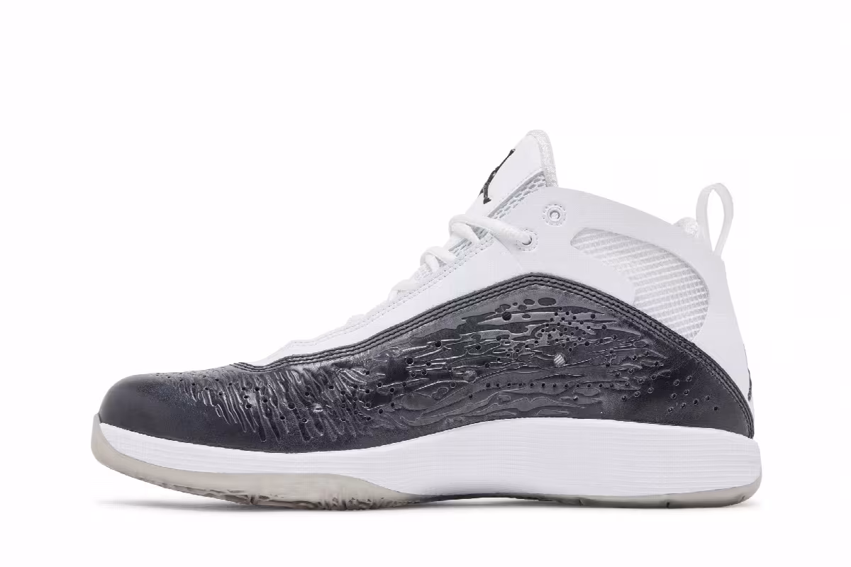 Air Jordan 2011 White Black, view 4