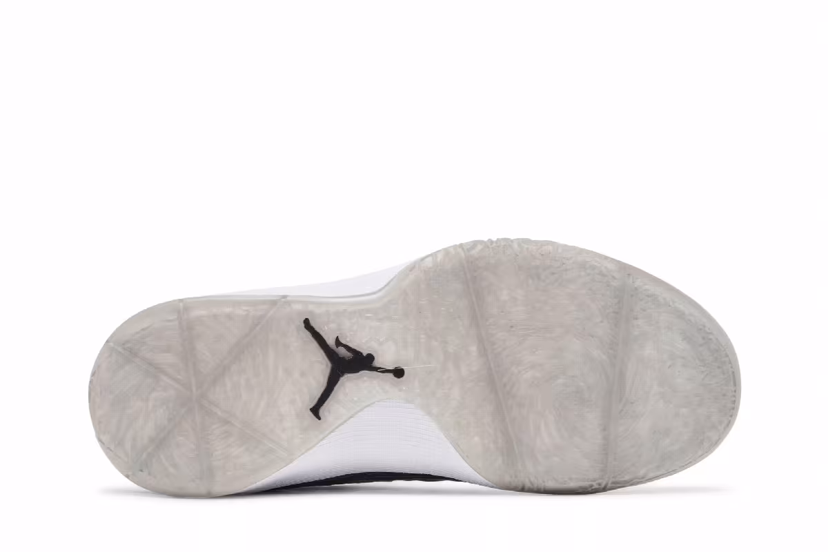 Air Jordan 2011 White Black, view 5