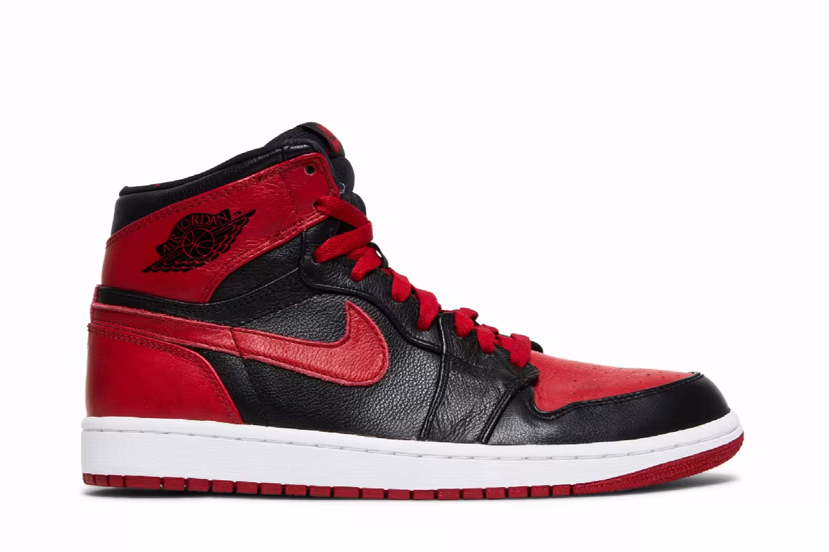 Air Jordan 1 High Banned 2011, view 2