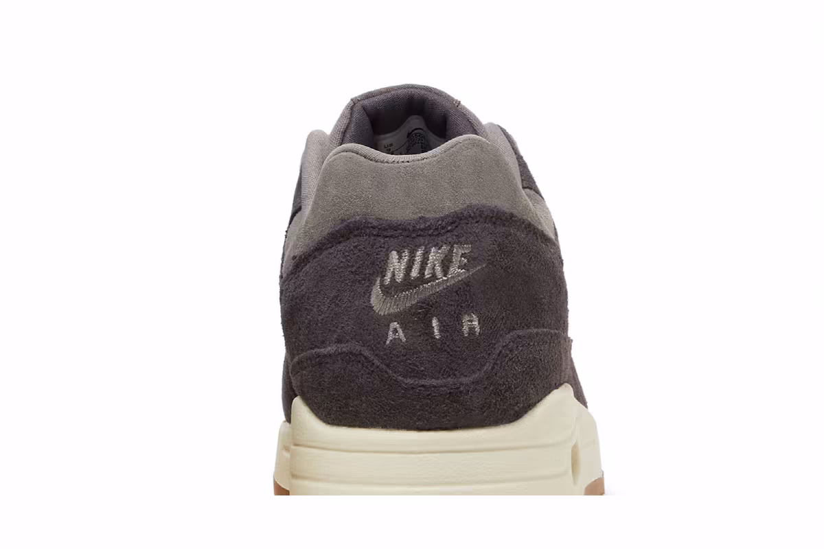 Nike Air Max 1 Premium Crepe - Soft Grey, view 8