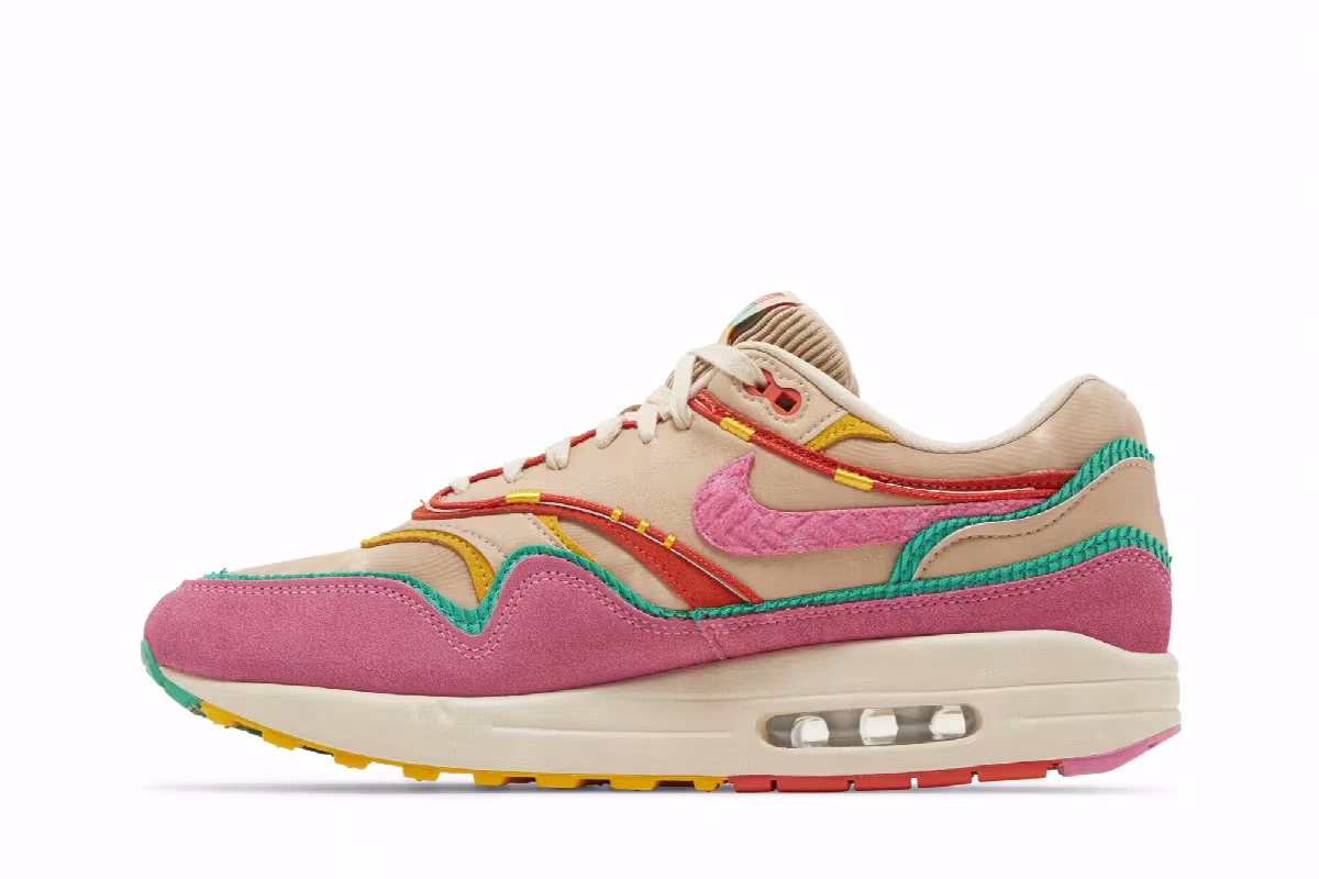 Nike Air Max 1 Familia, view 4