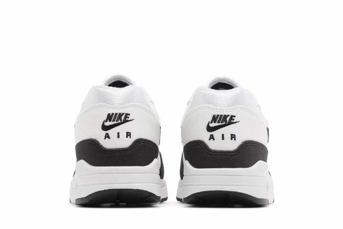 Nike Women's Air Max 1 White Black, view 7