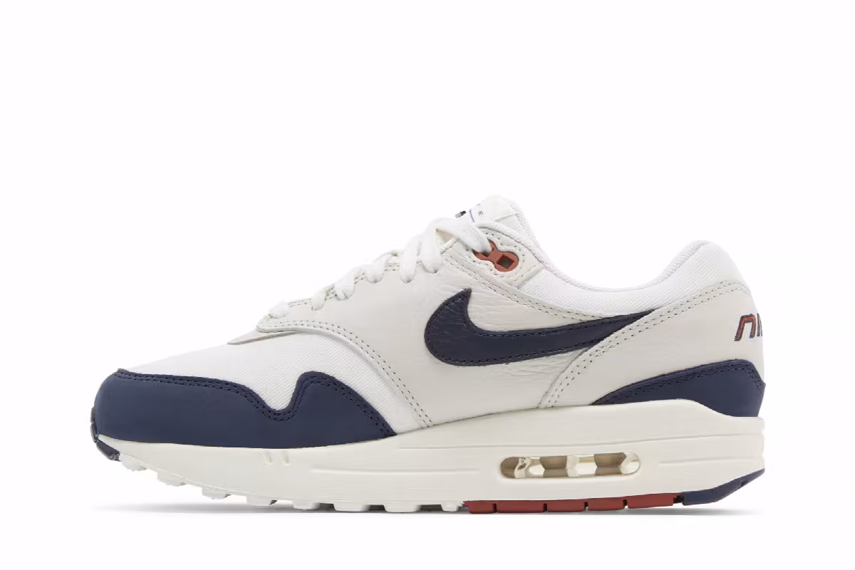 Nike Women's Air Max 1 Obsidian Rugged Orange, view 4
