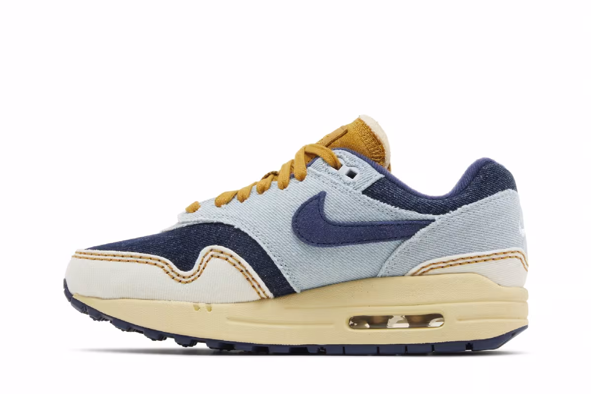 Nike Women's Air Max 1 Aura, view 4