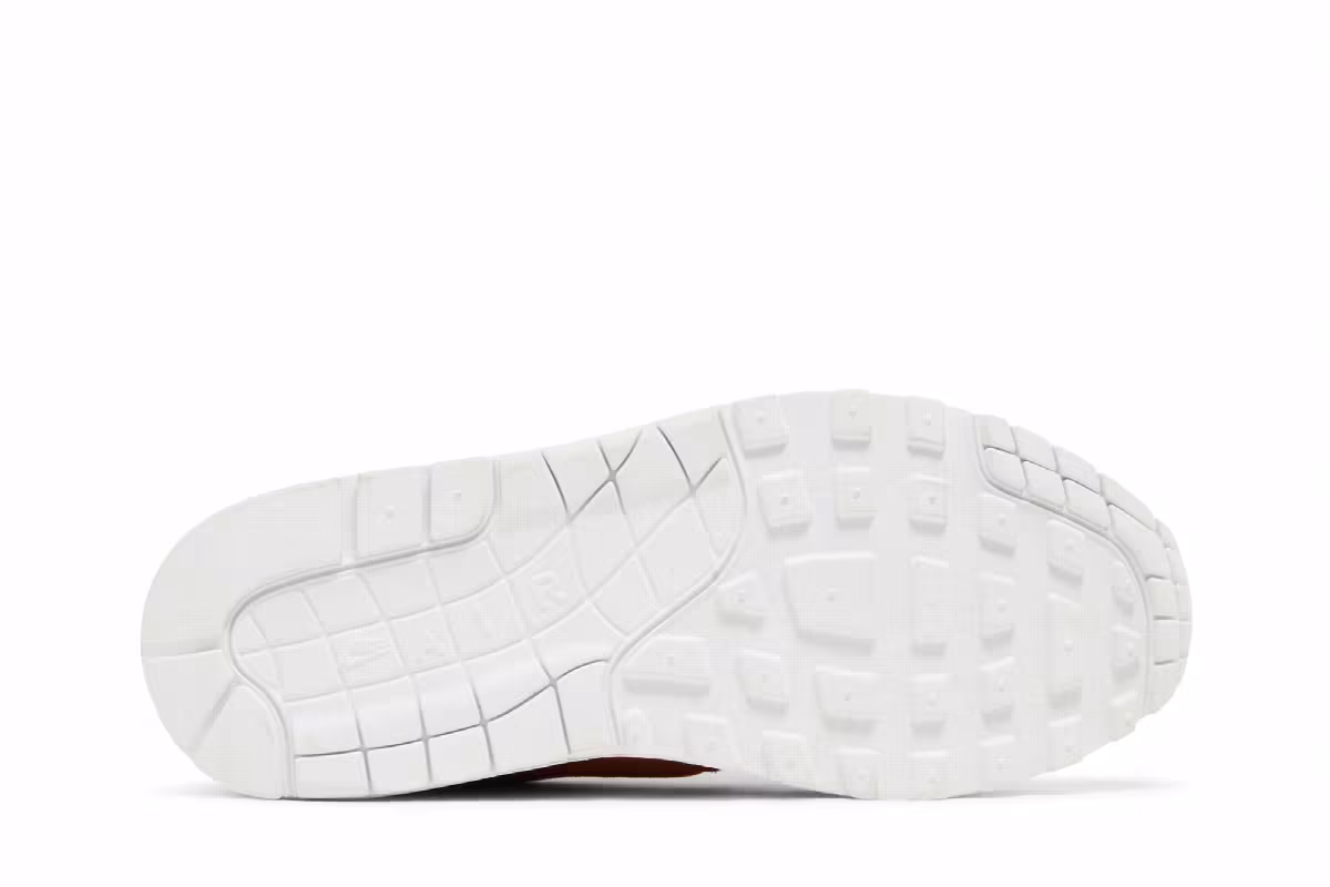 Serena Williams Design Crew x Nike Women's Air Max 1 Monarch, view 5