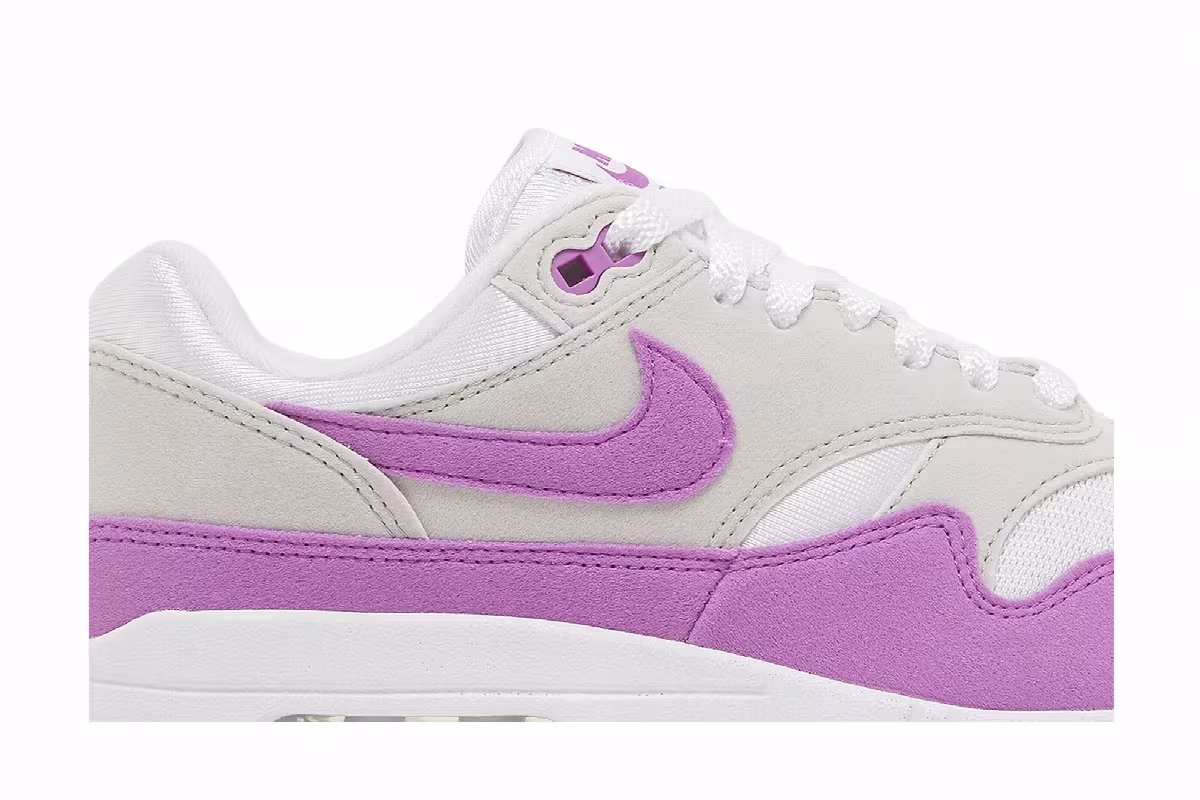 Nike Women's Air Max 1 Fuchsia Deam, view 3