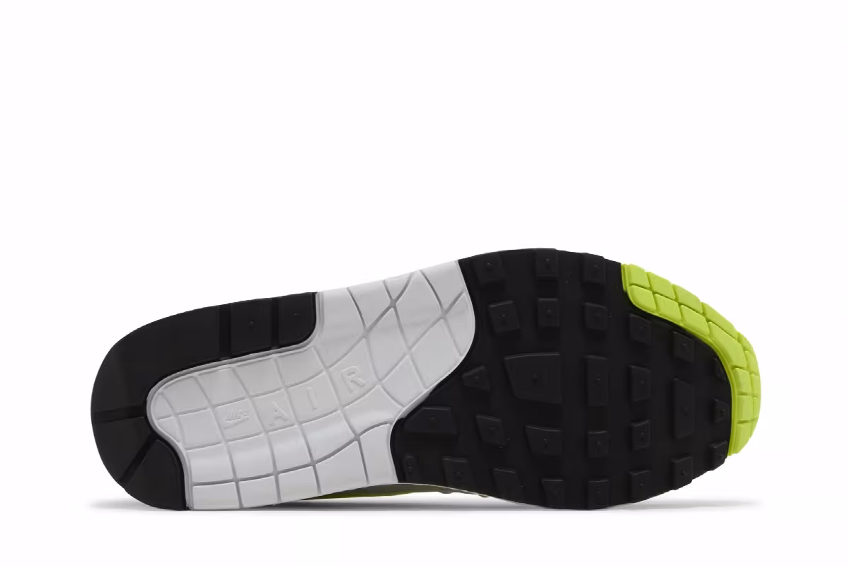 Nike Women's Air Max 1 Volt, view 5