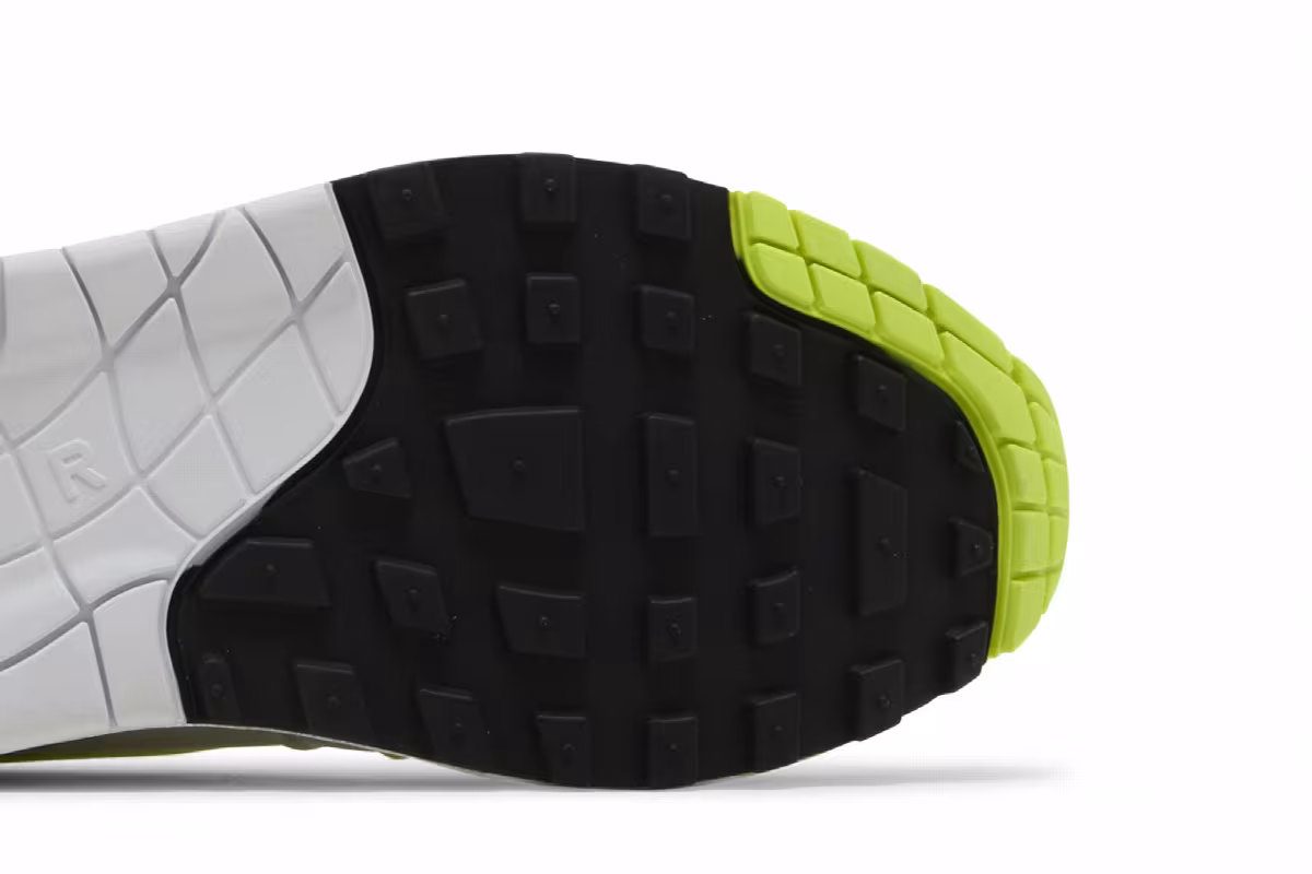 Nike Women's Air Max 1 Volt, view 6