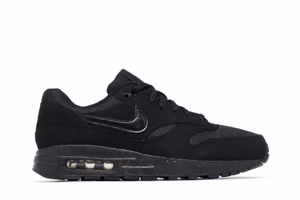 Nike Air Max 1 GS Triple Black, view 2