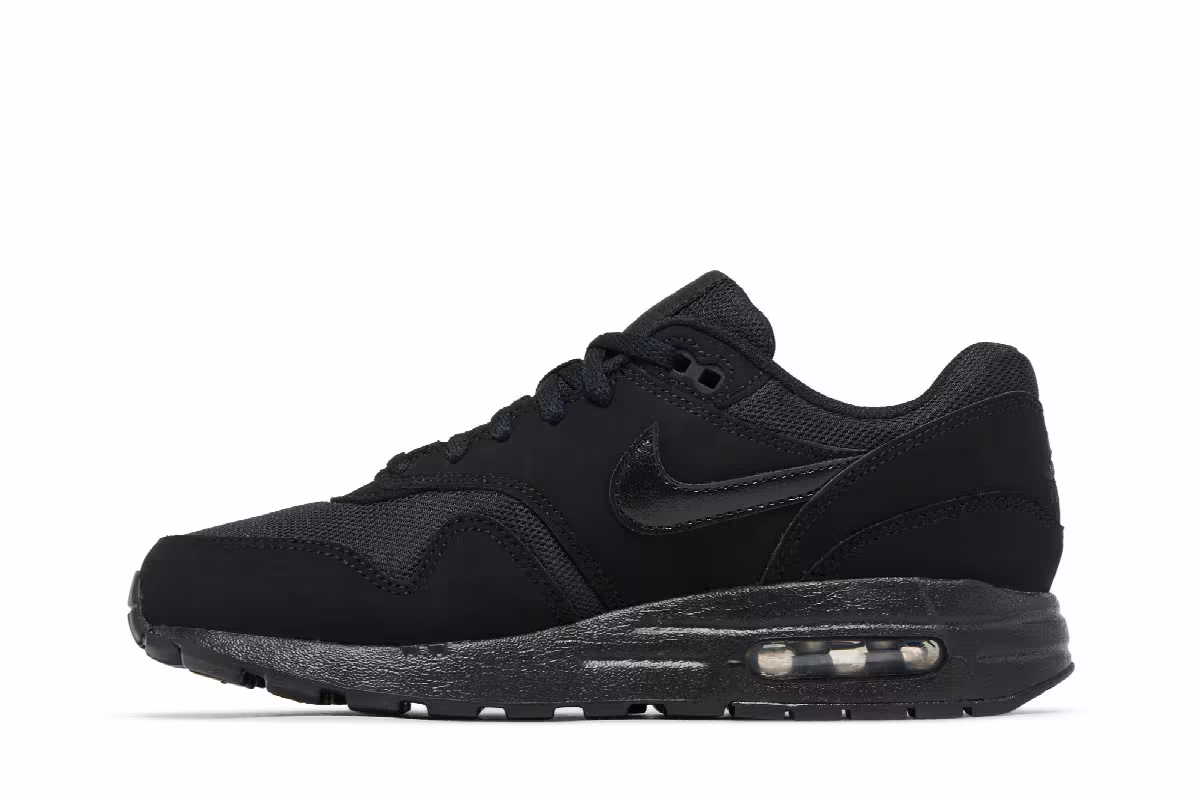 Nike Air Max 1 GS Triple Black, view 4