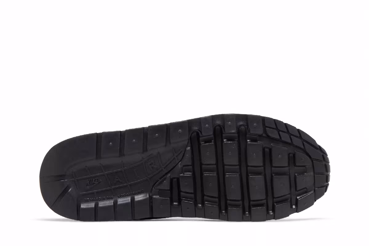 Nike Air Max 1 GS Triple Black, view 5