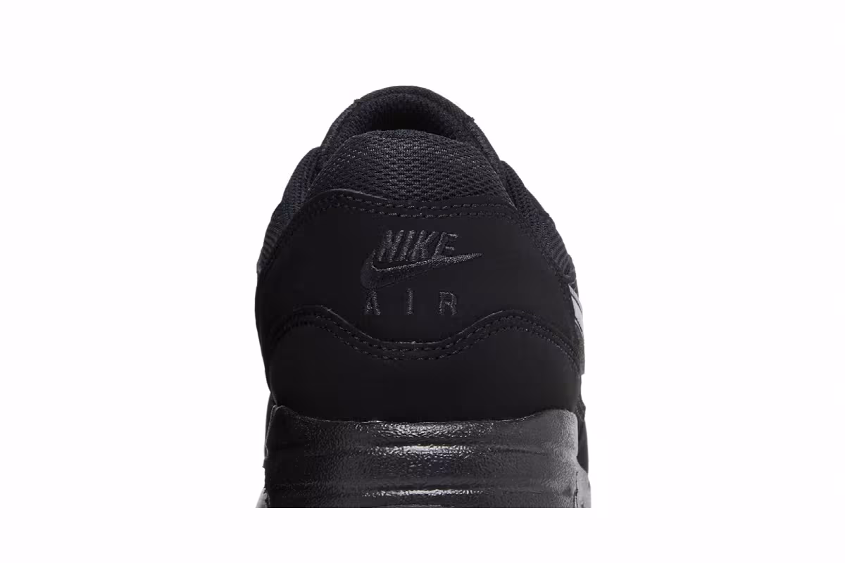 Nike Air Max 1 GS Triple Black, view 8