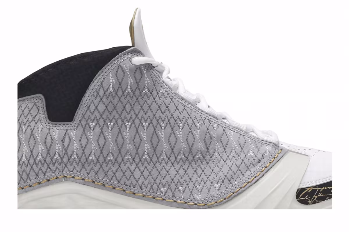 Air Jordan 23 OG White Stealth, view 3