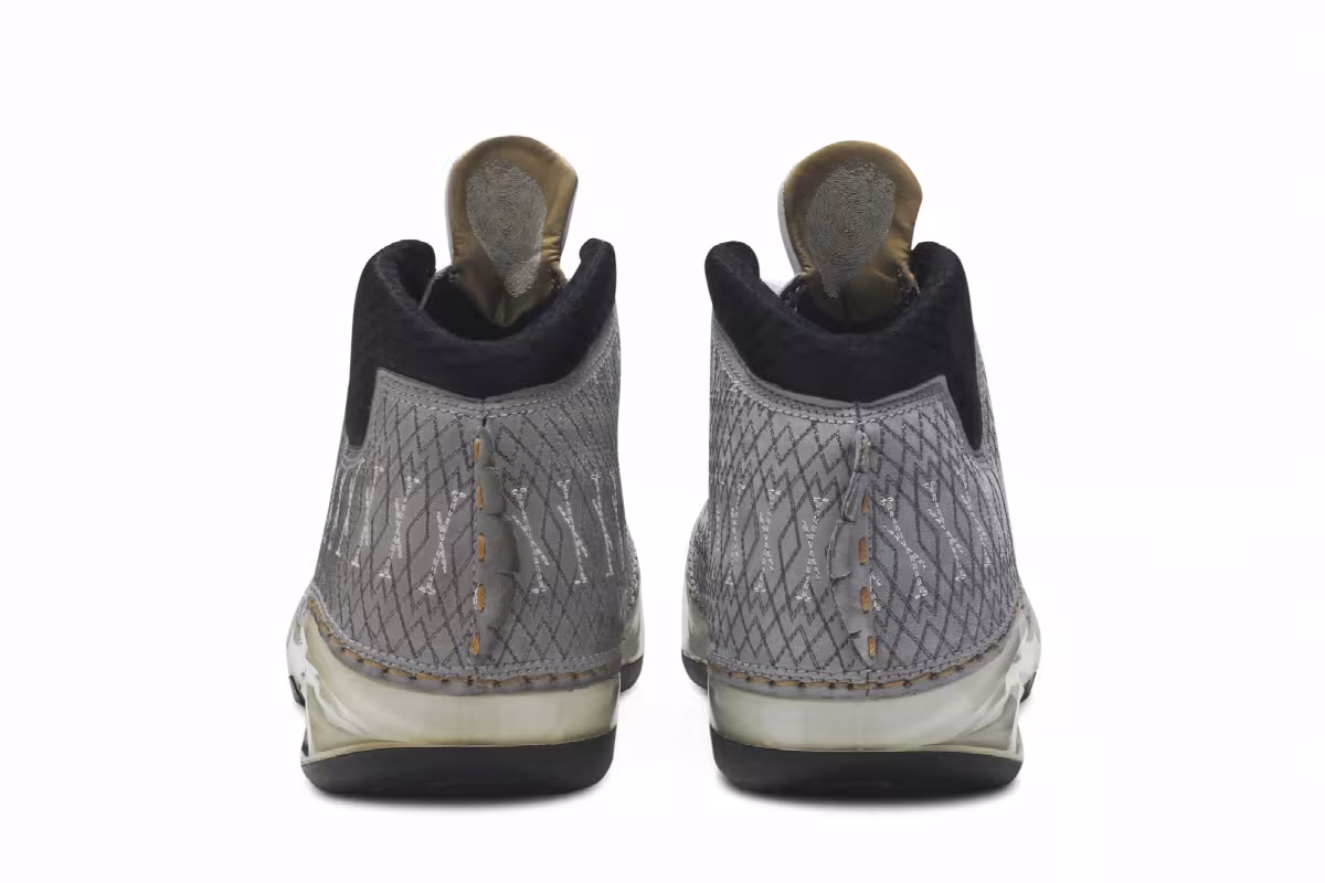 Air Jordan 23 OG White Stealth, view 7