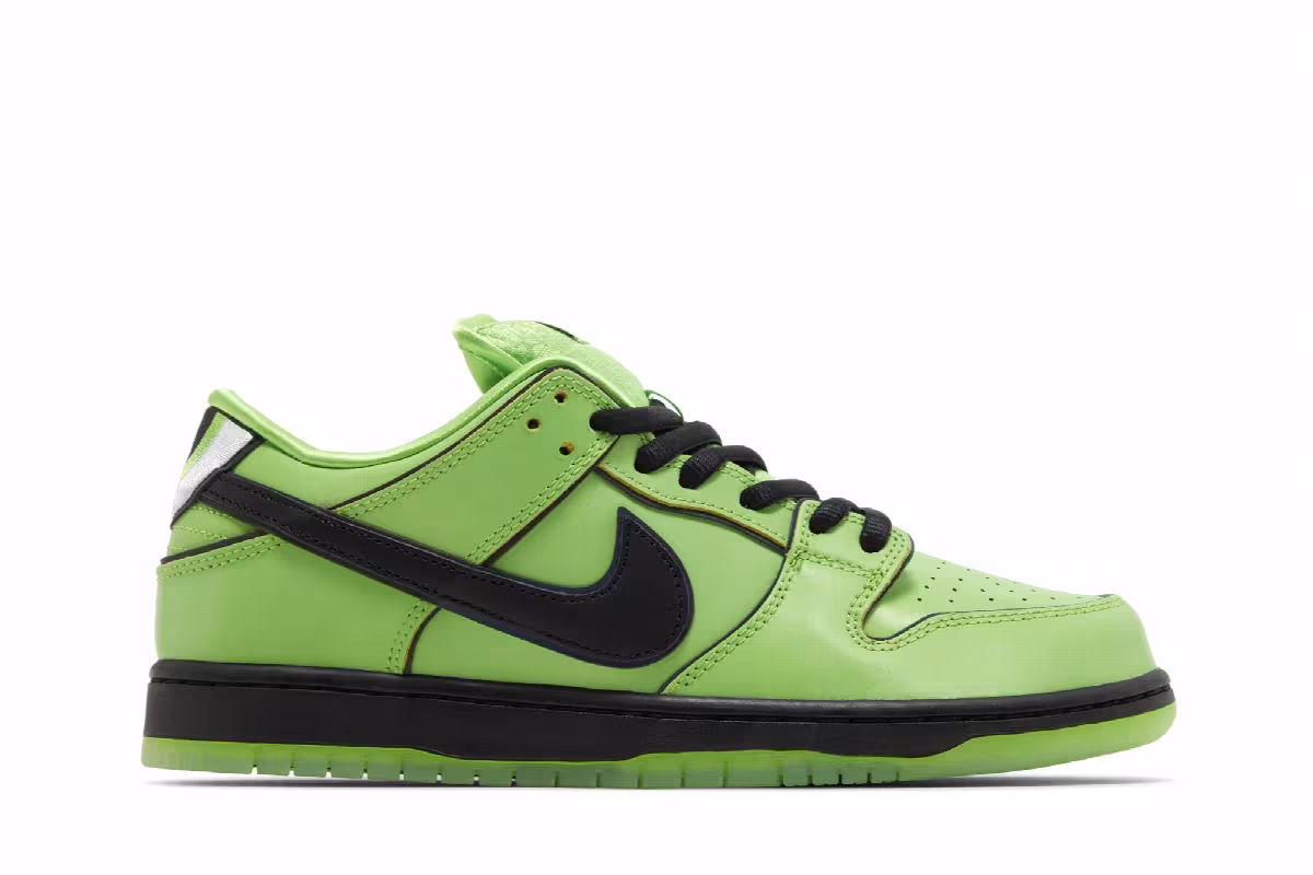 The Powerpuff Girls x Nike Dunk Low Pro SB QS Buttercup, view 2